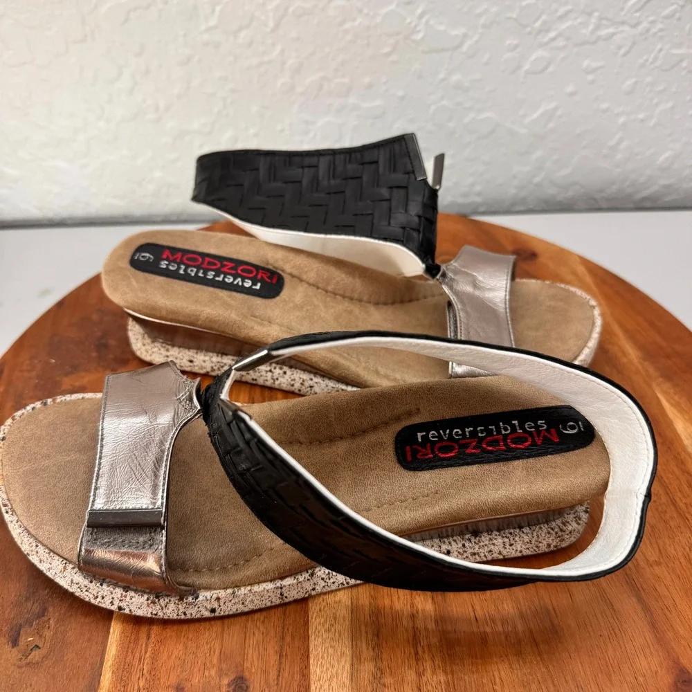 Modzori Reversible Wedge Sandals Womens 9 Black White Silver Metallic Woven